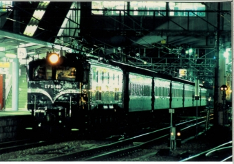 JR東日本 国鉄EF58形電気機関車 EF58-61 鉄道フォト・写真 by 二ヶ領用水の桜さん 松本駅 (JR)：1997年11月23日00時ごろ