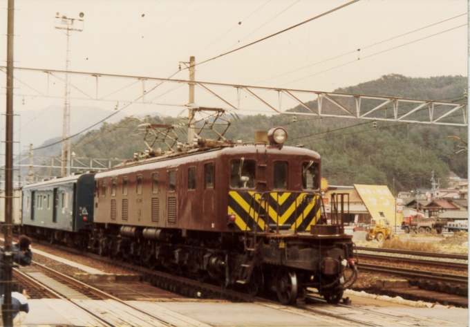 鉄道フォト・写真：国鉄EF59形電気機関車 EF59 21 瀬野駅 鉄道フォト・写真 by 二ヶ領用水の桜さん - 撮影日 1984/03/15 00:00