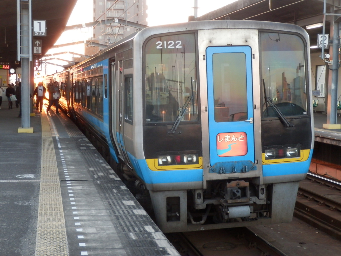 JR四国 2122 (2000系) 車両ガイド | レイルラボ(RailLab)