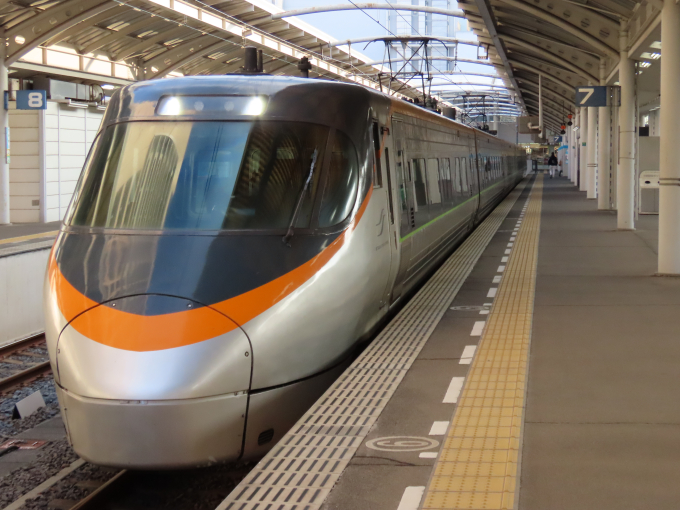 JR四国 8002 (8000系) 車両ガイド | レイルラボ(RailLab)