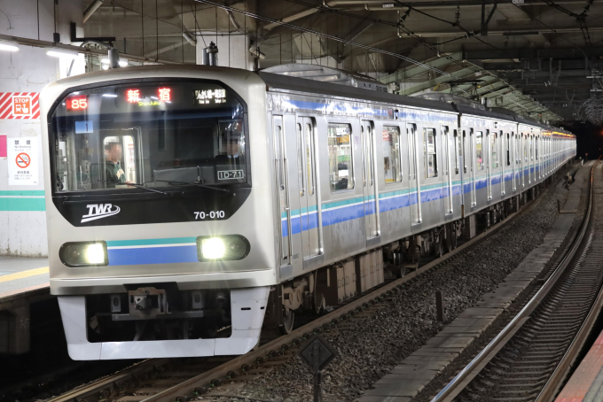 東京臨海高速鉄道 70-010 (りんかい線70-000形) 車両ガイド