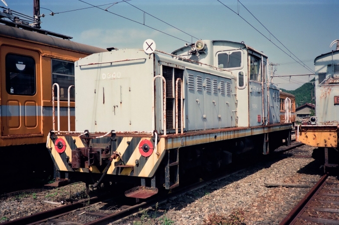 近江鉄道D35形ディーゼル機関車 D340 鉄道フォト・写真 by tokadaさん 彦根駅 (近江鉄道)：1990年10月11日12時ごろ