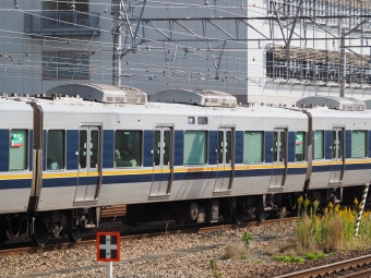 JR西日本 サハ321形 サハ321-13 鉄道フォト・写真 by tokadaさん 尼崎駅 (JR)：2018年10月24日10時ごろ