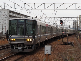 JR西日本 クハ222形 クハ222-2056 鉄道フォト・写真 by tokadaさん 草津駅 (滋賀県)：2023年04月24日10時ごろ