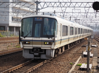 JR西日本 クハ221形 クハ221-6 鉄道フォト・写真 by tokadaさん 尼崎駅 (JR)：2018年10月24日09時ごろ