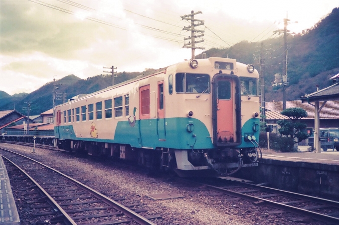 JR西日本 国鉄キハ40系気動車 キハ40 2001 浜原駅 鉄道フォト・写真 by