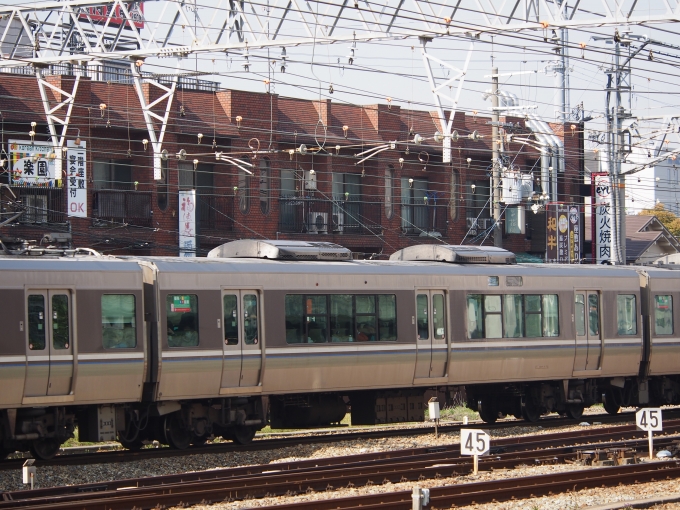 JR西日本 サハ223形 サハ223-2175 鉄道フォト・写真 by tokadaさん 尼崎駅 (JR)：2018年03月29日09時ごろ