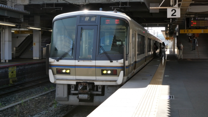 鉄道フォト・写真：JR西日本221系電車 クモハ221-56 嵯峨嵐山駅 鉄道フォト・写真 by さくら夙川 投稿頻度低下中さん - 撮影日 2024/05/25 15:16