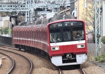 京急電鉄 京急デハ1500形(Mc) 1569 鉄道フォト・写真 by スーパー金太郎さん 花月総持寺駅：2024年04月06日11時ごろ