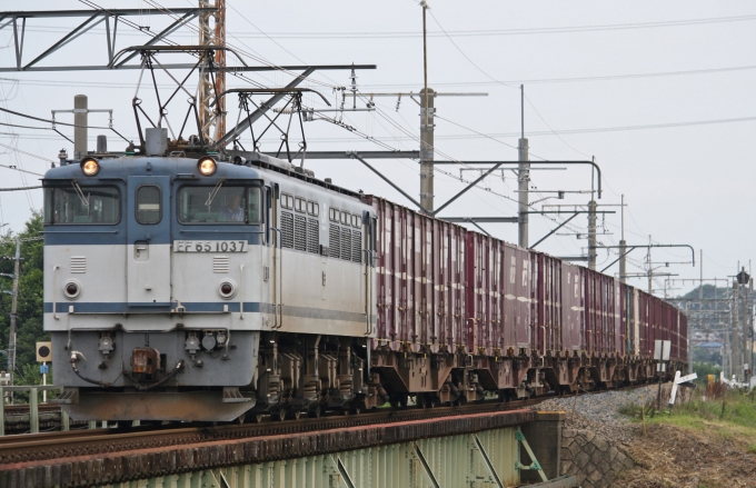 鉄道フォト・写真：JR貨物 国鉄EF65形電気機関車 EF65-1037 本庄駅 鉄道フォト・写真 by スーパー金太郎さん - 撮影日 2011/07/21 15:32