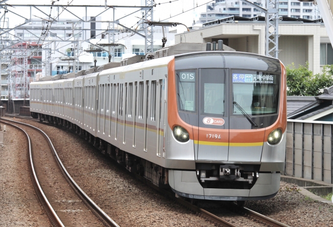 鉄道フォト・写真：東京メトロ17000系電車  17194 綱島駅 鉄道フォト・写真 by スーパー金太郎さん - 撮影日 2024/06/30 13:55