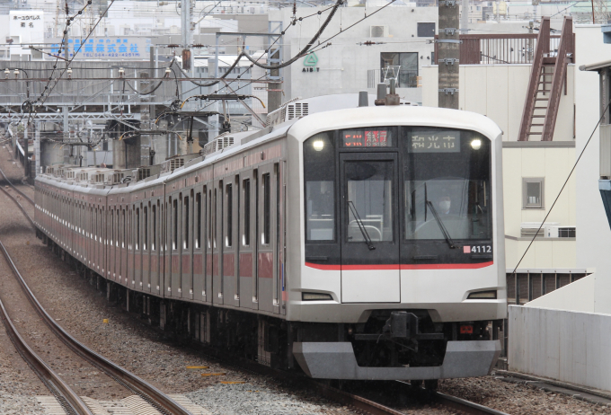 東急電鉄 4112 (東急5000系) 車両ガイド | レイルラボ(RailLab)