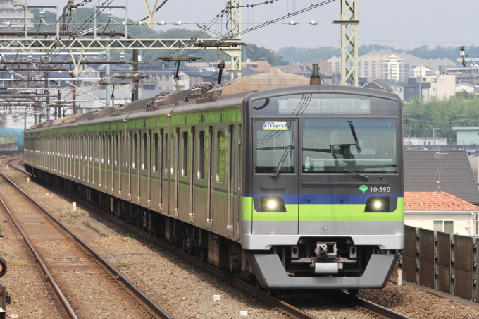 東京都交通局10-300形電車 10-590 京王よみうりランド駅 鉄道フォト