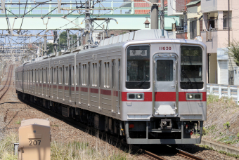 東武鉄道 11638 (東武10000系) 車両ガイド | レイルラボ(RailLab)