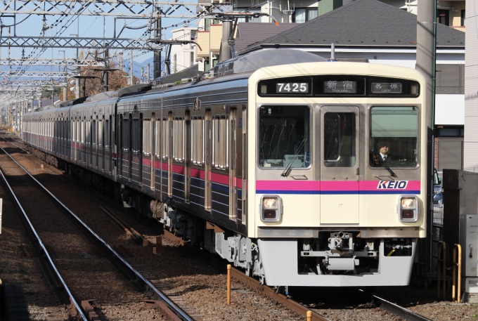 京王電鉄 7425 (京王7000系) 車両ガイド | レイルラボ(RailLab)