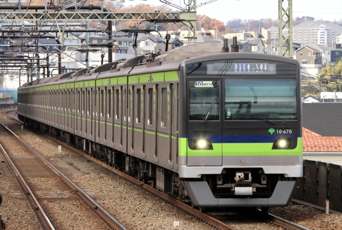 東京都交通局 10-670 (都営10-300形) 車両ガイド | レイルラボ(RailLab)