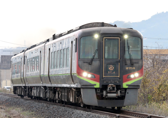 JR四国 2714 (2700系) 車両ガイド | レイルラボ(RailLab)