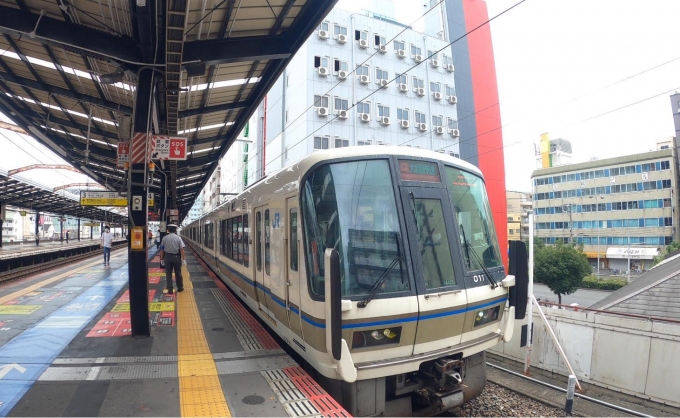 鉄道フォト・写真：JR西日本 221系 新今宮駅 (JR) 鉄道フォト・写真 by scratch-aferwuさん - 撮影日 2024/07/04 12:30