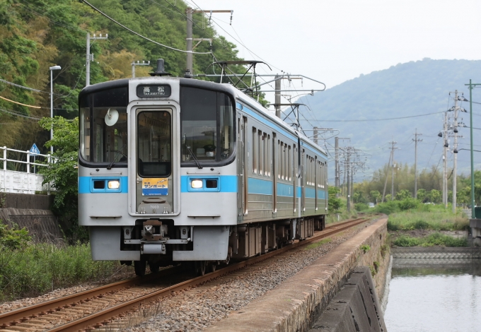 JR四国 7000形(cMc) 7003 鉄道フォト・写真 by express999さん 詫間駅：2022年05月15日14時ごろ