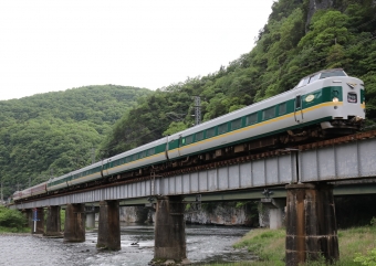 JR西日本 クロ381形 クロ381-144 鉄道フォト・写真 by express999さん 井倉駅：2024年05月06日16時ごろ