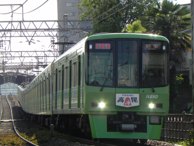 鉄道フォト・写真：京王電鉄 京王8000系電車 高尾ヘッドマーク 8713 中河原駅 鉄道フォト・写真 by 京王8000系愛好家さん - 撮影日 2024/06/05 15:45