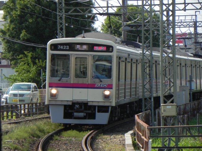 鉄道フォト・写真：京王電鉄 京王7000系電車 7423 聖蹟桜ヶ丘駅 鉄道フォト・写真 by 京王8000系愛好家さん - 撮影日 2024/06/14 15:42