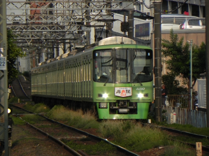 鉄道フォト・写真：京王電鉄 京王8000系電車 高尾ヘッドマーク 8763 聖蹟桜ヶ丘駅 鉄道フォト・写真 by 京王8000系愛好家さん - 撮影日 2024/06/14 17:22