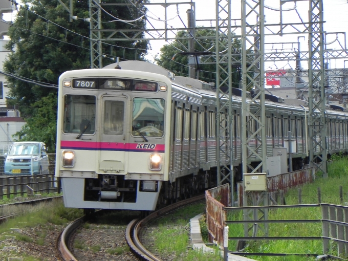 鉄道フォト・写真：京王電鉄 京王7000系電車 7807 聖蹟桜ヶ丘駅 鉄道フォト・写真 by 京王8000系愛好家さん - 撮影日 2024/06/29 15:10