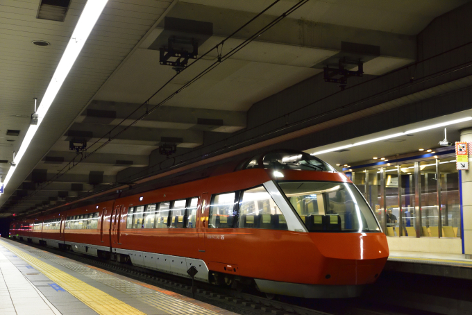 小田急電鉄 70051 (小田急70000形) 車両ガイド | レイルラボ