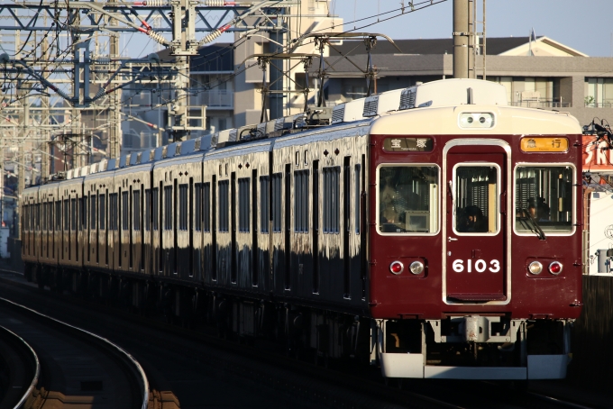 鉄道フォト・写真：阪急電鉄 阪急6000系電車 6103 池田駅 (大阪府) 鉄道フォト・写真 by ポールスターさん - 撮影日 2024/08/01 18:10