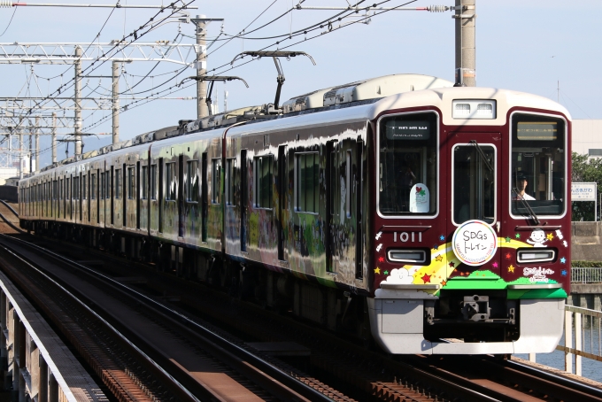 鉄道フォト・写真：阪急電鉄 阪急1000系電車(2代) 1011 神崎川駅 鉄道フォト・写真 by ポールスターさん - 撮影日 2024/07/30 08:10