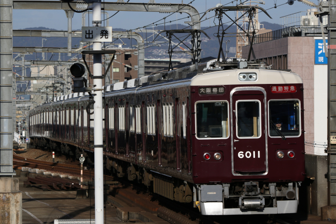 阪急電鉄 6011 (阪急6000系) 車両ガイド | レイルラボ(RailLab)