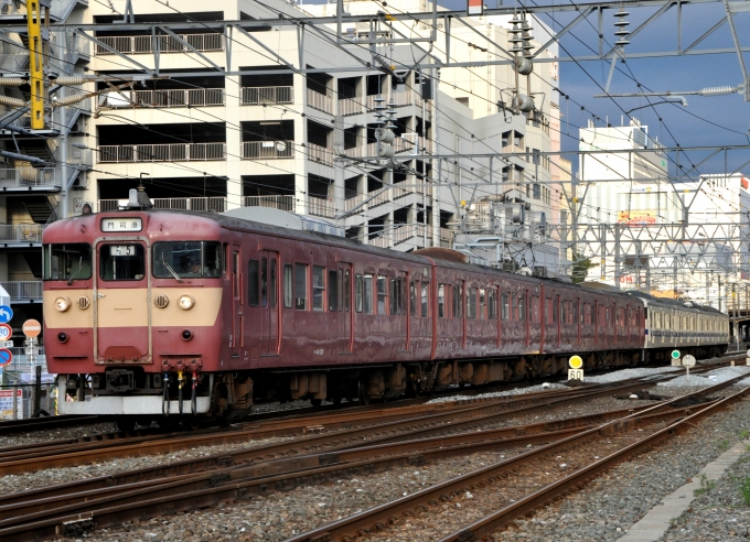 鉄道フォト・写真：JR九州 国鉄415系電車 クハ411-329 黒崎駅 鉄道フォト・写真 by マイクさん - 撮影日 2011/08/12 06:18