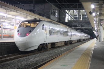 JR西日本 クハ681 クハ681-8 鉄道フォト・写真 by ジャンクさん 京都駅 (JR)：2015年08月04日22時ごろ