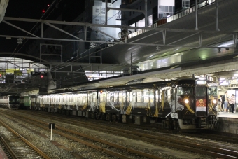 JR西日本 クハ111形 クハ111-7704 鉄道フォト・写真 by ジャンクさん 京都駅 (JR)：2018年08月18日21時ごろ