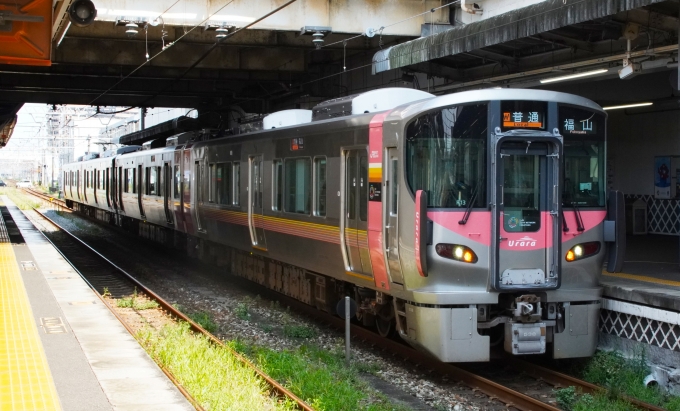 くも JR西日本 クモハ227-526 (227系) 車両ガイド | レイルラボ(RailLab)