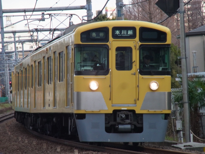 鉄道フォト・写真：西武鉄道 西武2000系電車 2618 新井薬師前駅 鉄道フォト・写真 by 西武電車さん - 撮影日 2024/01/23 15:33