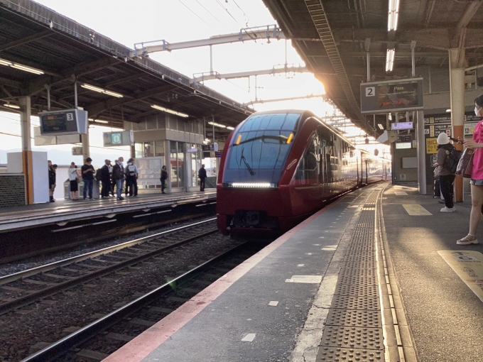 鉄道フォト・写真：近畿日本鉄道 近鉄80000系電車  ひのとり 大和八木駅 鉄道フォト・写真 by 鉄道大好き鉄オタさん - 撮影日 2024/04/14 17:28