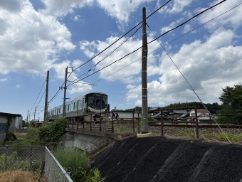 JR西日本 クモハ227形 クモハ227-1017 鉄道フォト・写真 by S.Kameさん 名手駅：2024年08月10日12時ごろ