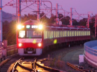 京急1000形 1225F編成 (久里浜検車区) 鉄道フォト | レイルラボ(RailLab)