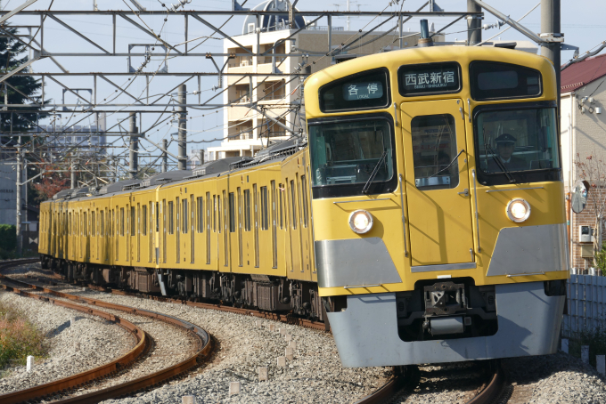 西武鉄道 2525 (西武2000系) 車両ガイド | レイルラボ(RailLab)