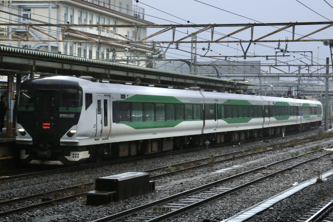 JR東日本 クハE256-5509 (E257系 ) 車両ガイド | レイルラボ(RailLab)
