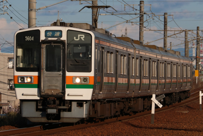 JR東海 クモハ211-5604 (211系) 車両ガイド | レイルラボ(RailLab)