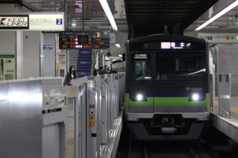 東京都交通局 10-640 (都営10-300形) 車両ガイド | レイルラボ