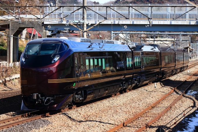 JR東日本E655系電車 なごみ（和） E655-1 鳥沢駅 鉄道フォト・写真 by 