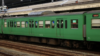 JR西日本 モハ113形 モハ113-7703 鉄道フォト・写真 by 喜多一さん 京都駅 (JR)：2019年12月12日08時ごろ