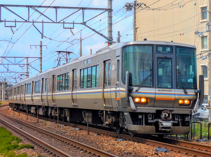 JR西日本 クハ222-6103 (223系) 車両ガイド | レイルラボ(RailLab)