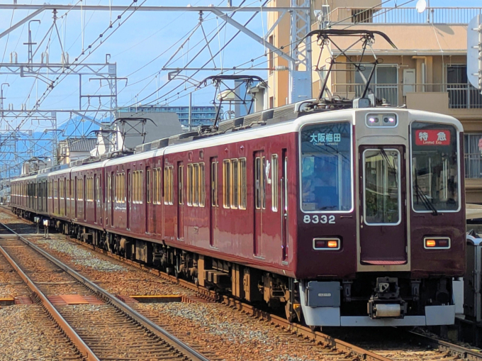 阪急8300系 8332F編成 (正雀車庫) 鉄道フォト | レイルラボ(RailLab)
