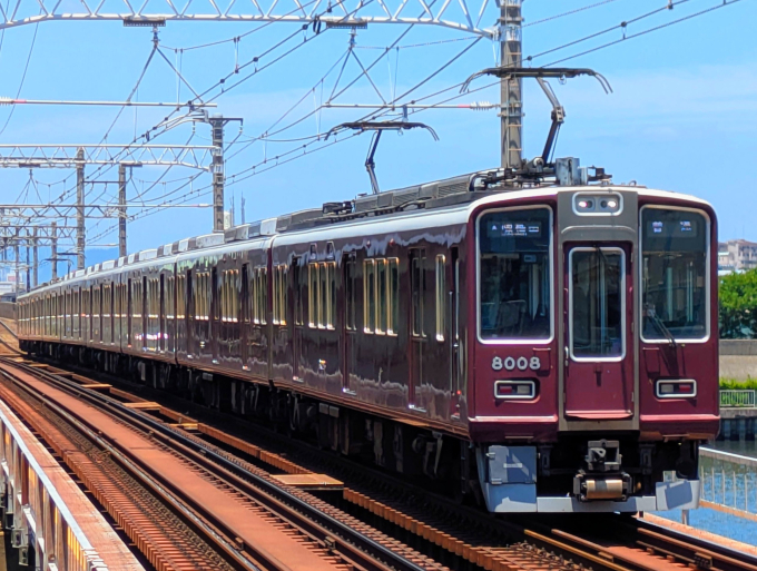 阪急電鉄 8008 (阪急8000系) 車両ガイド | レイルラボ(RailLab)