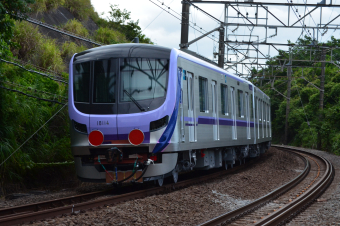 鉄道　ワンマン 東京メトロ18000系 18114F編成 (鷺沼検車区) 徹底ガイド | レイルラボ